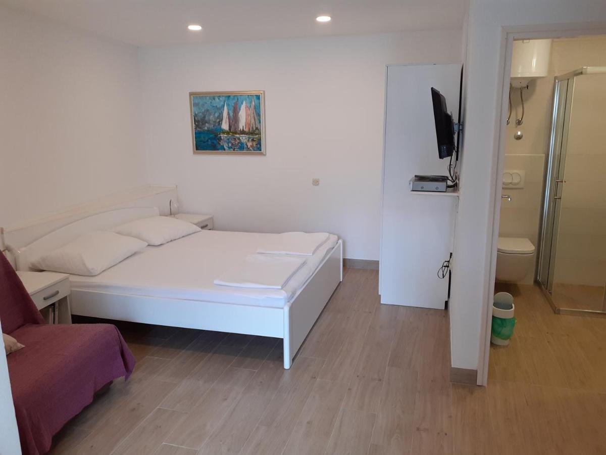 Apartments Haracic Hvar Town Bagian luar foto
