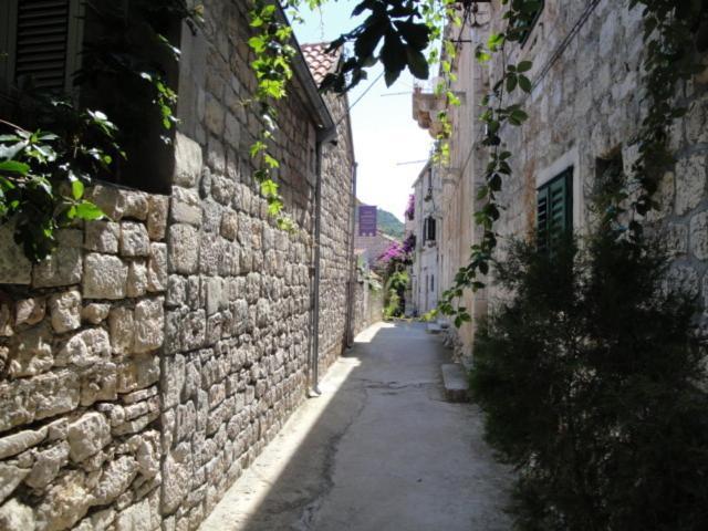 Apartments Haracic Hvar Town Bagian luar foto