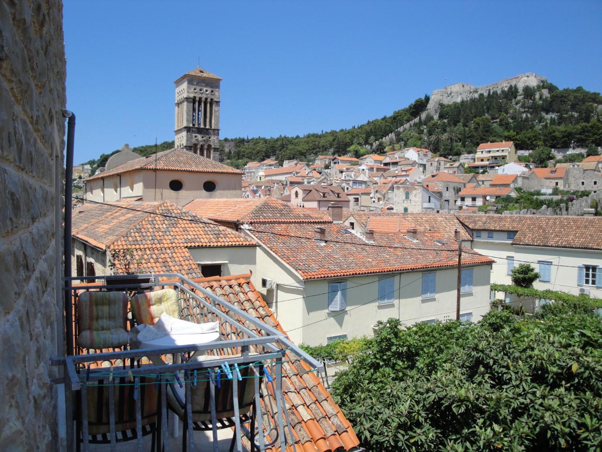 Apartments Haracic Hvar Town Bagian luar foto